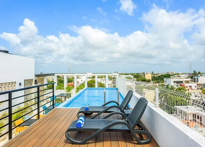 Chic Condotel With Roof Pool 10-min Walk To